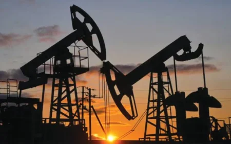 أسعار النفط تقفز 7% وسط توترات المنطقة: تحليل لآثار برنت وWTI